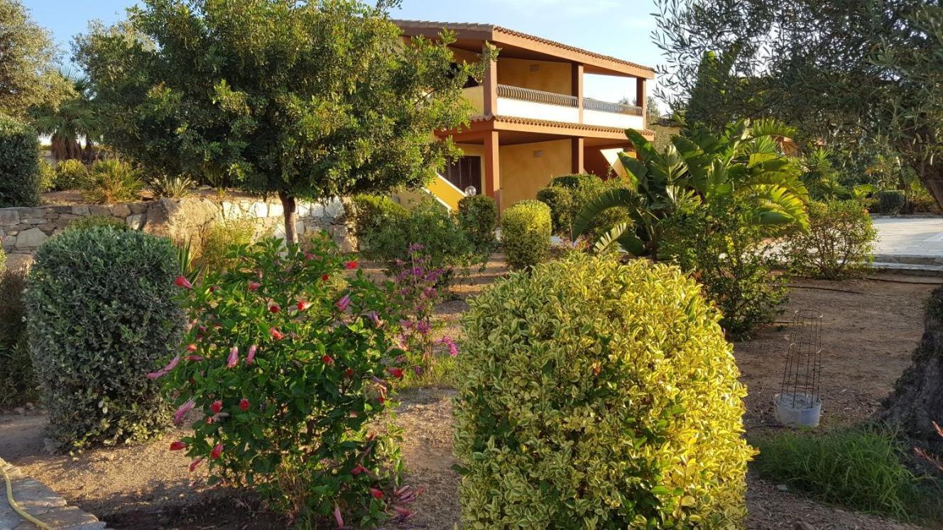 Appartamento In Splendido E Riservato Villaggio, Marina Di Tertenìa Exterior foto